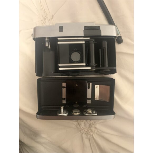 Olympus Pen EES 35mm Half Frame Film Camera With Original Case - Shutter Works - Picture 5 of 9